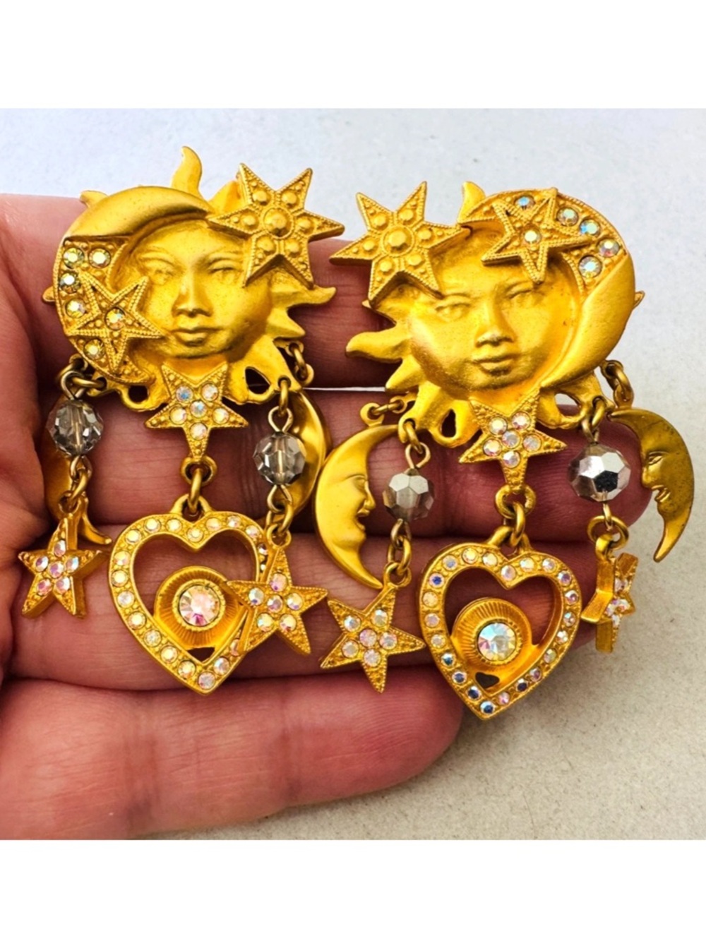 Vintage KIRKS FOLLY Celestial Sun Moon Stars Hearts Gold Tone Clip-On Earrings